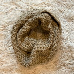 Old Navy taupe beige infinity knit scarf